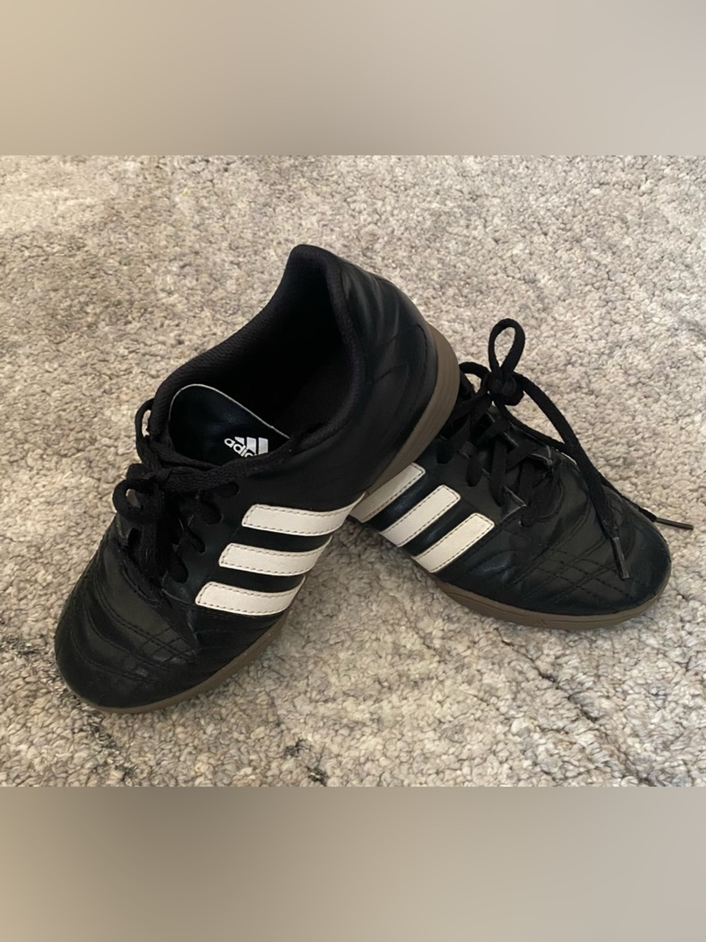 Adidas Youth Indoor Soccer Shoes Size 3 US